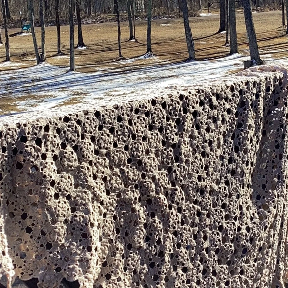⚜️ Vintage Tablecloth Hand Crocheted Ecru  Rectangular Bohemian Beauty